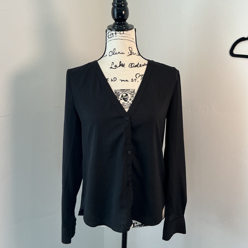 Victoria's Secret V-Neck Button Down Blouse Black Tulip Wrap Back Small Career